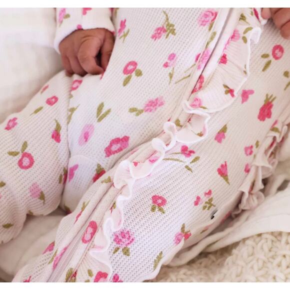 Caden Lane Bamboo Waffle Zipper Ruffle Footie (Bundle of 2) - Picture 10 of 13